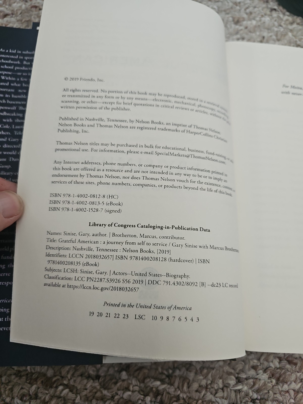 ‘Signed’ GRATEFUL AMERICAN by Gary Sinise (2019) 1st EDITION