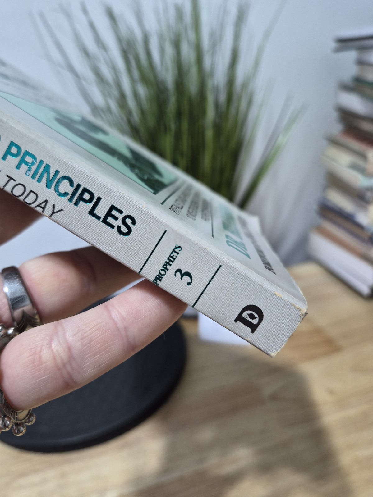 SIGNED – Prophets, Pitfalls & Principles by Dr. Bill Hamon 1991 Paperback