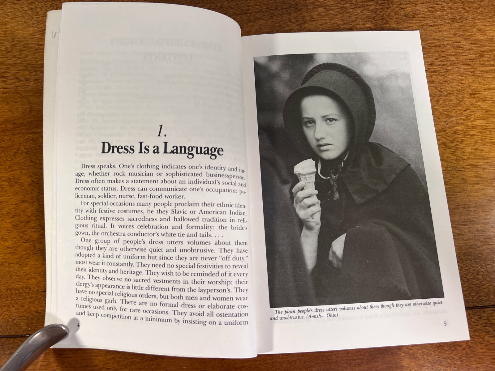 Why do they dress that way by Stephen Scott, People’s Place Books no. 7