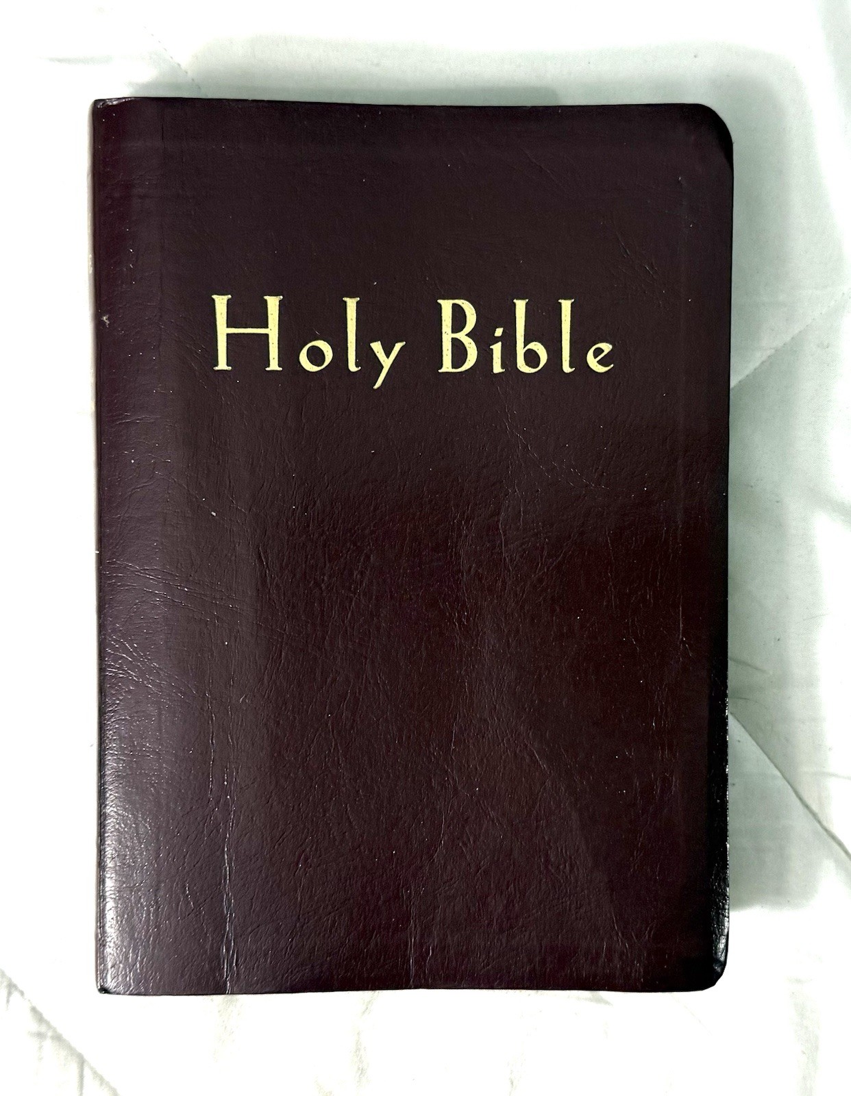Holy Bible New Living Translation NLT by Tyndale Large Print 1996 1st Printing