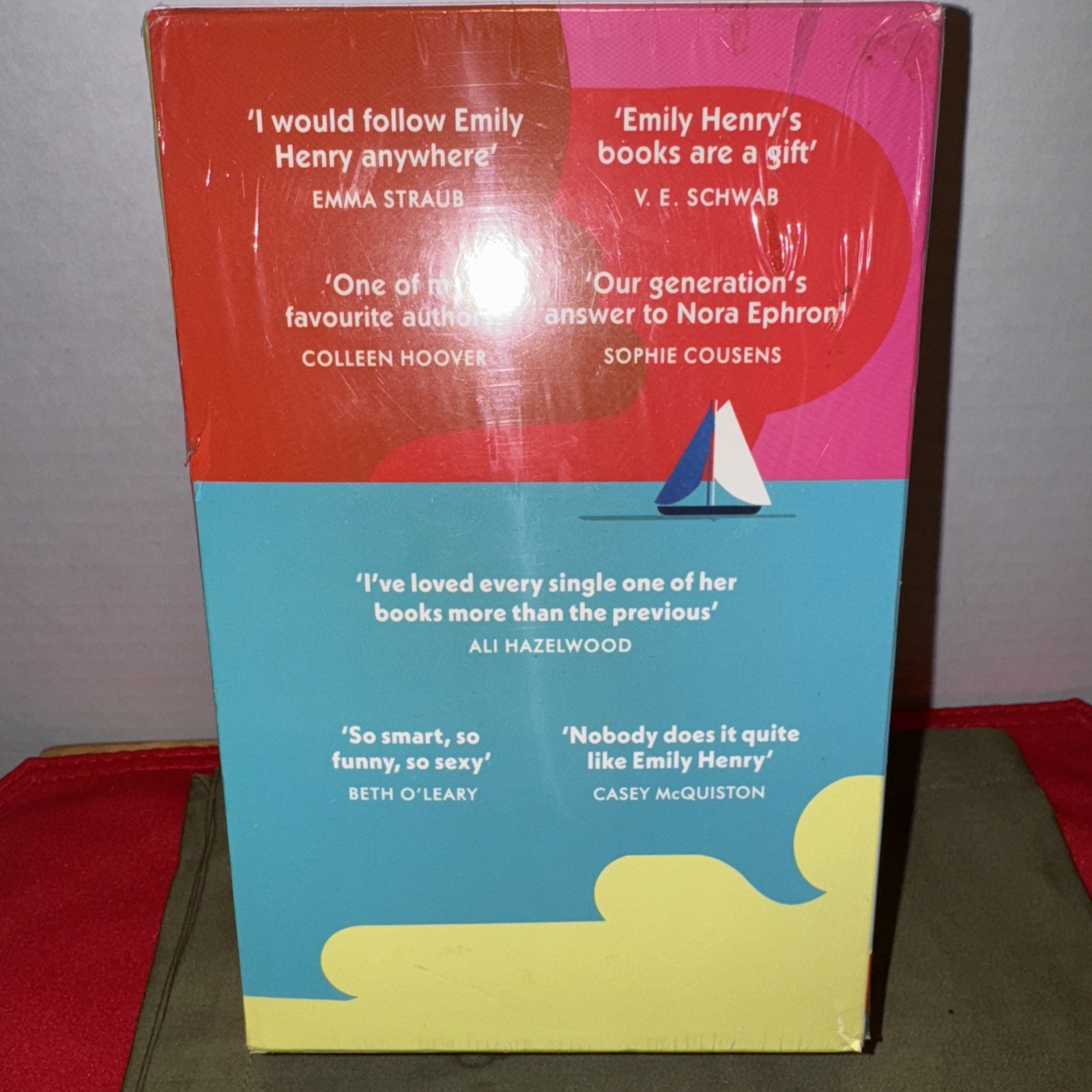 Emily Henry 3-Book Boxed Set Beach Read, People We Meet on Vacation, Book Lovers