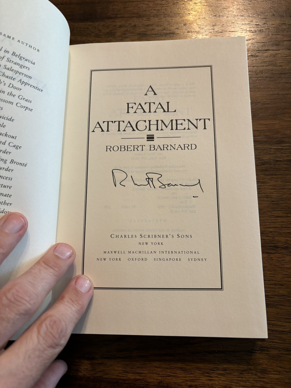 SIGNED A Fatal Attachment Robert Barnard 1st Printing Edition 1992 HCDJ