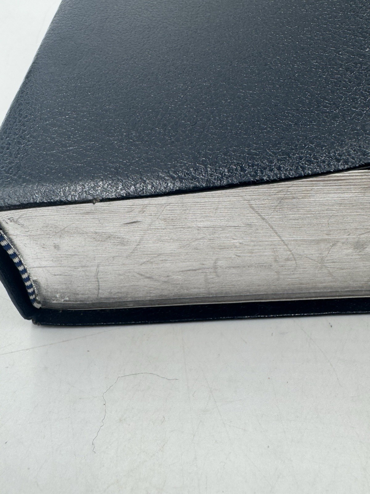 Tyndale Life Application Study Bible NLT New Living Translation Bonded Leather