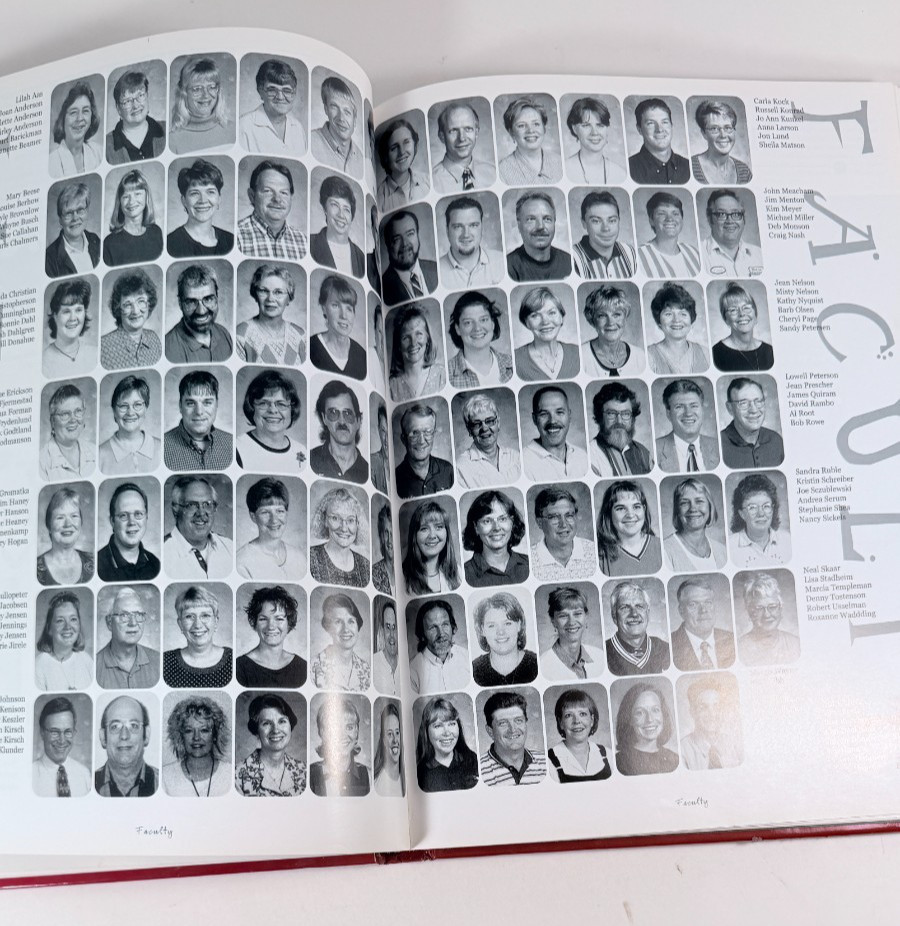 Albert Lee High School Yearbook 2000 Albert Lea Minnesota “Time to Shine” # 86