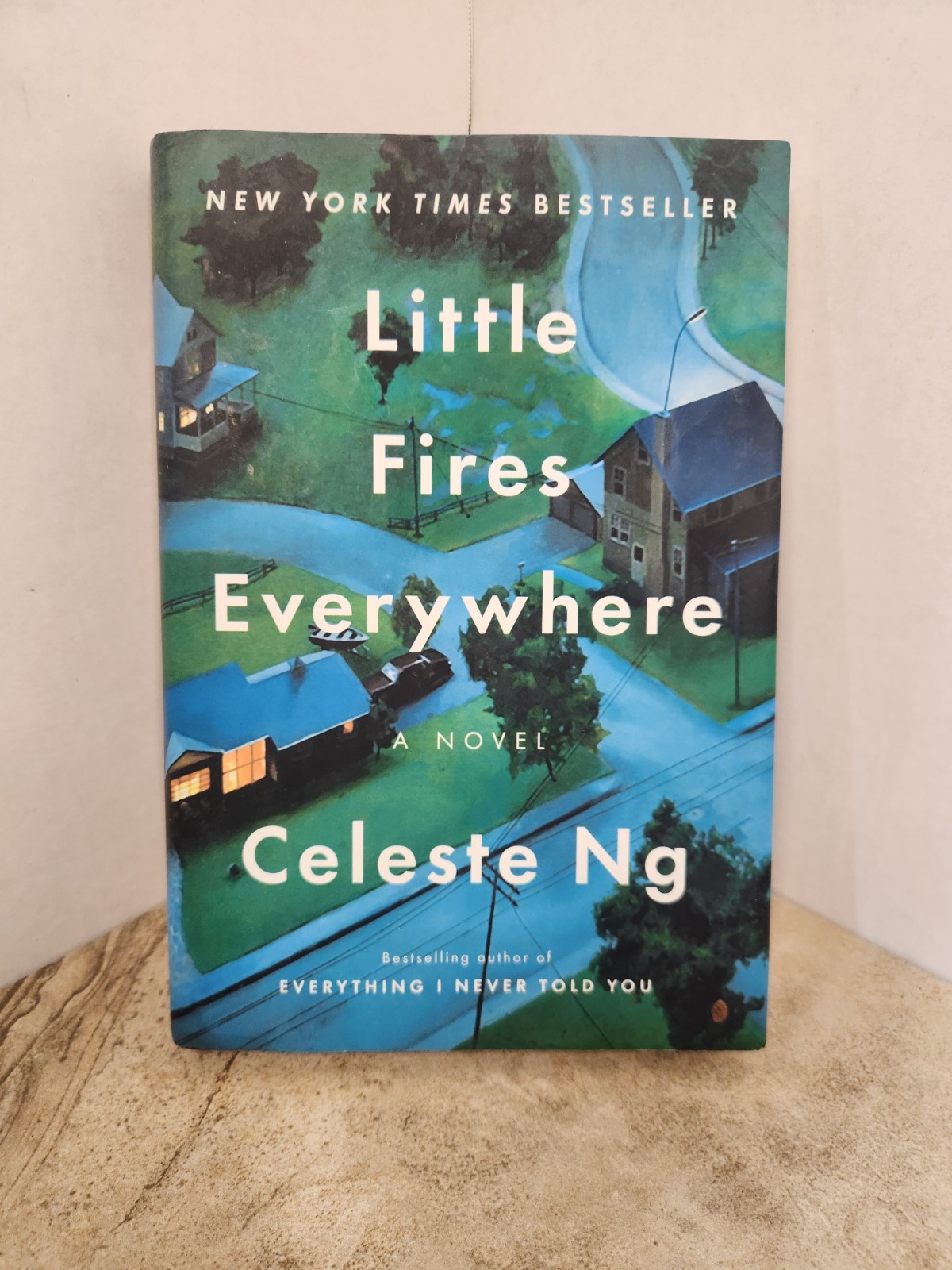 Little Fires Everywhere: Reese’s Book Club Celeste Ng 2017 HC Dust Jacket