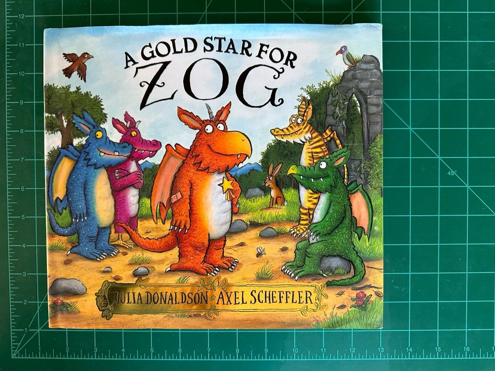 Gold Star for Zog by Julia Donaldson (2012, Hardcover)