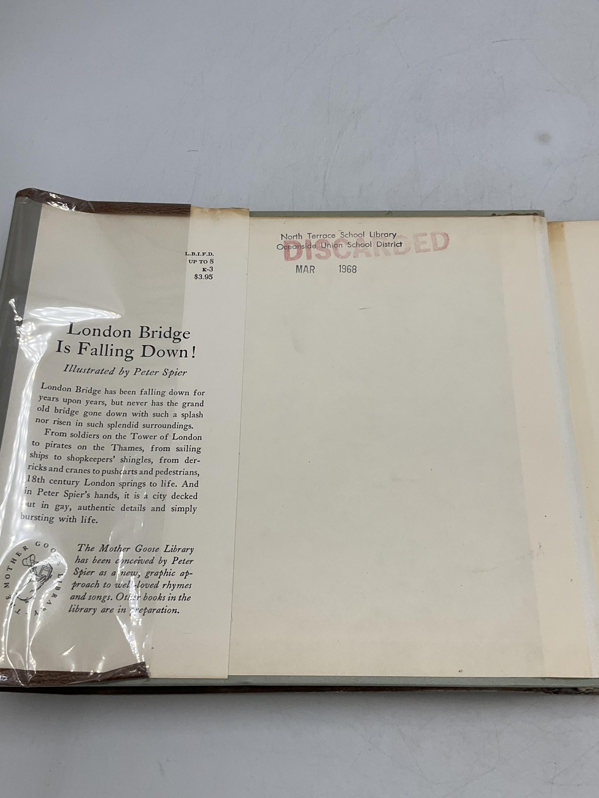 Vintage London Bridge Is Falling Down Peter Spier Doubleday Hardcover ExLibrary
