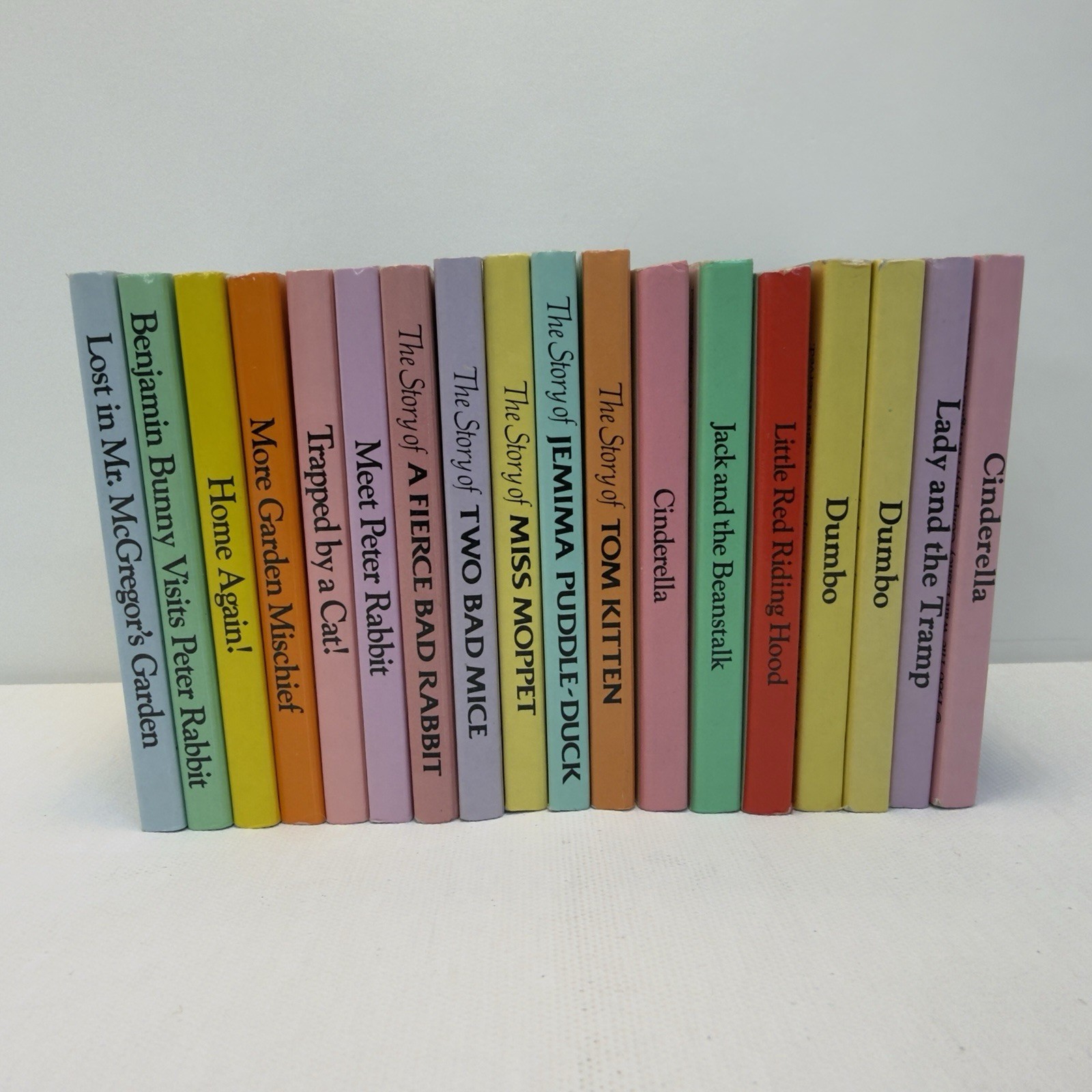 18 Miniature Books PETER RABBIT, BEATRIX POTTER, DISNEY, FAIRY TALES – Vintage