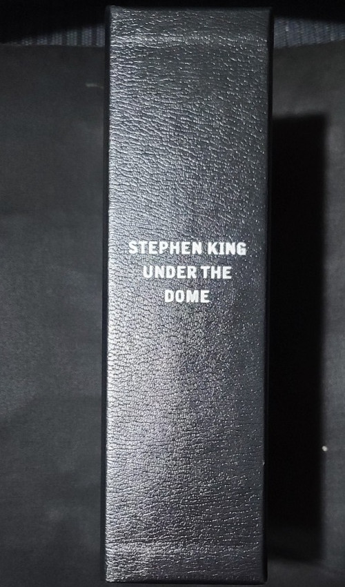 UNDER THE DOME by Stephen King Deluxe Slipcased Limited Edition 2009 Scribner