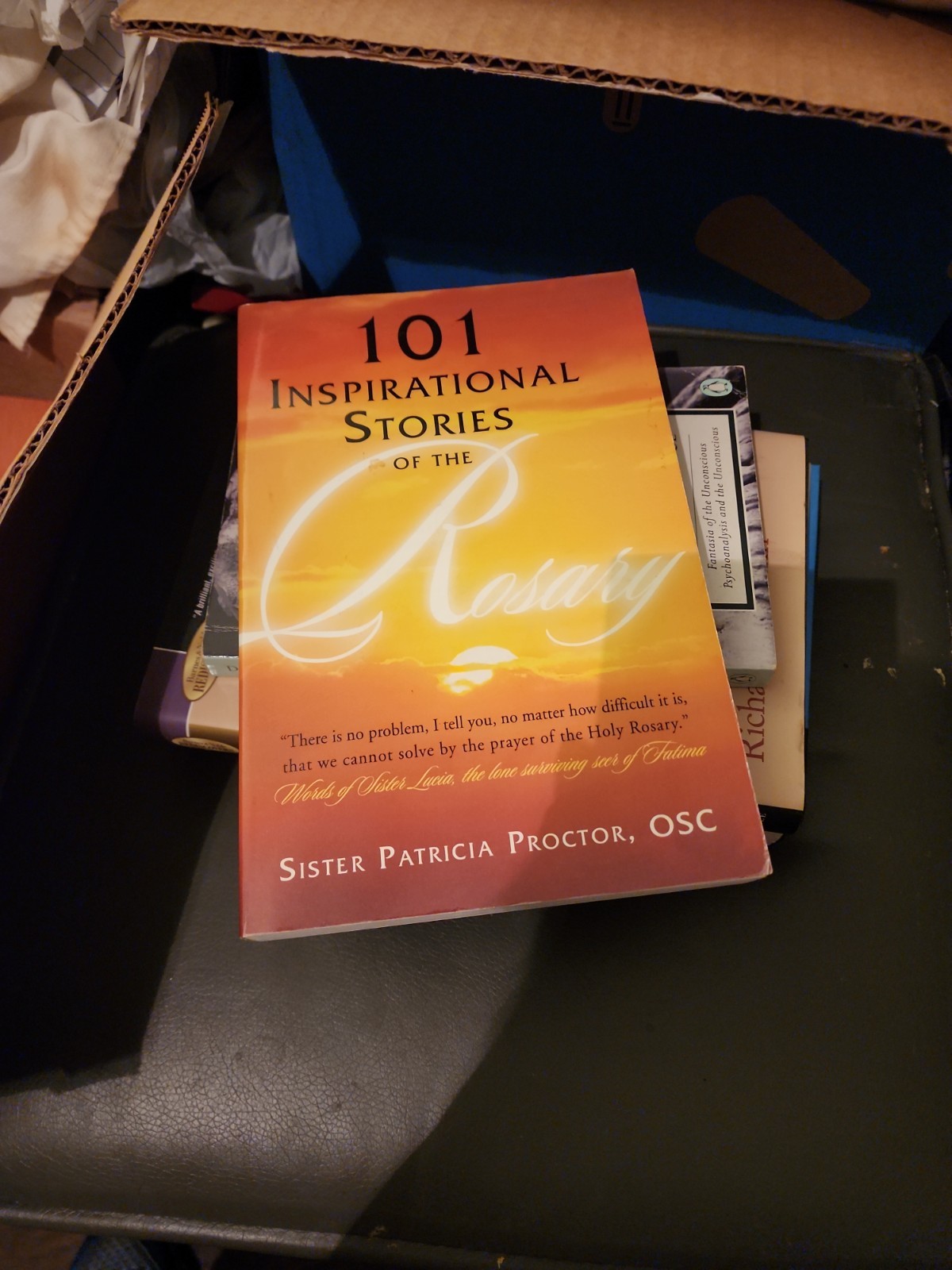 101 Inspirational Stories of the Rosary – Paperback
