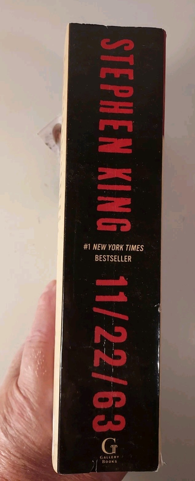 11/22/63: A Novel – paperback King, Stephen