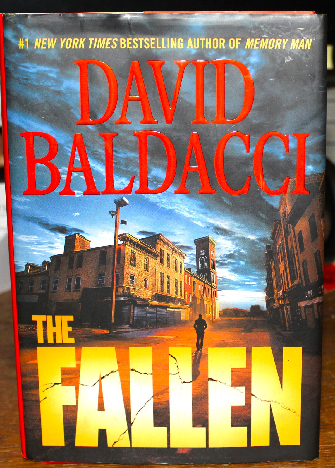 THE FALLEN a HRDBK 1ST edition thriller by DAVID BALDACCI in GIFT CONDITION NMT