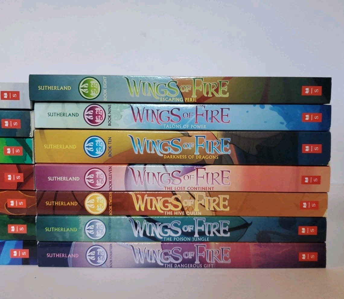 Lot Set of Wings of Fire Pb Books 1-14 by Tui T. Sutherland Scholastic Fantasy