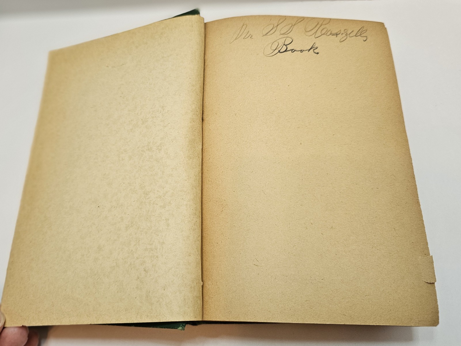 The Uncrowned King: First Edition – Illustrated – Hardcover – Collectible – 1891