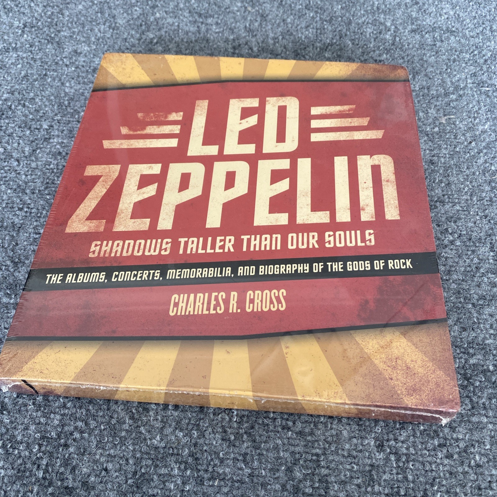 Led Zeppelin: Shadows Taller Than Our Souls By Charles R. Cross w/CD NEW SEALED
