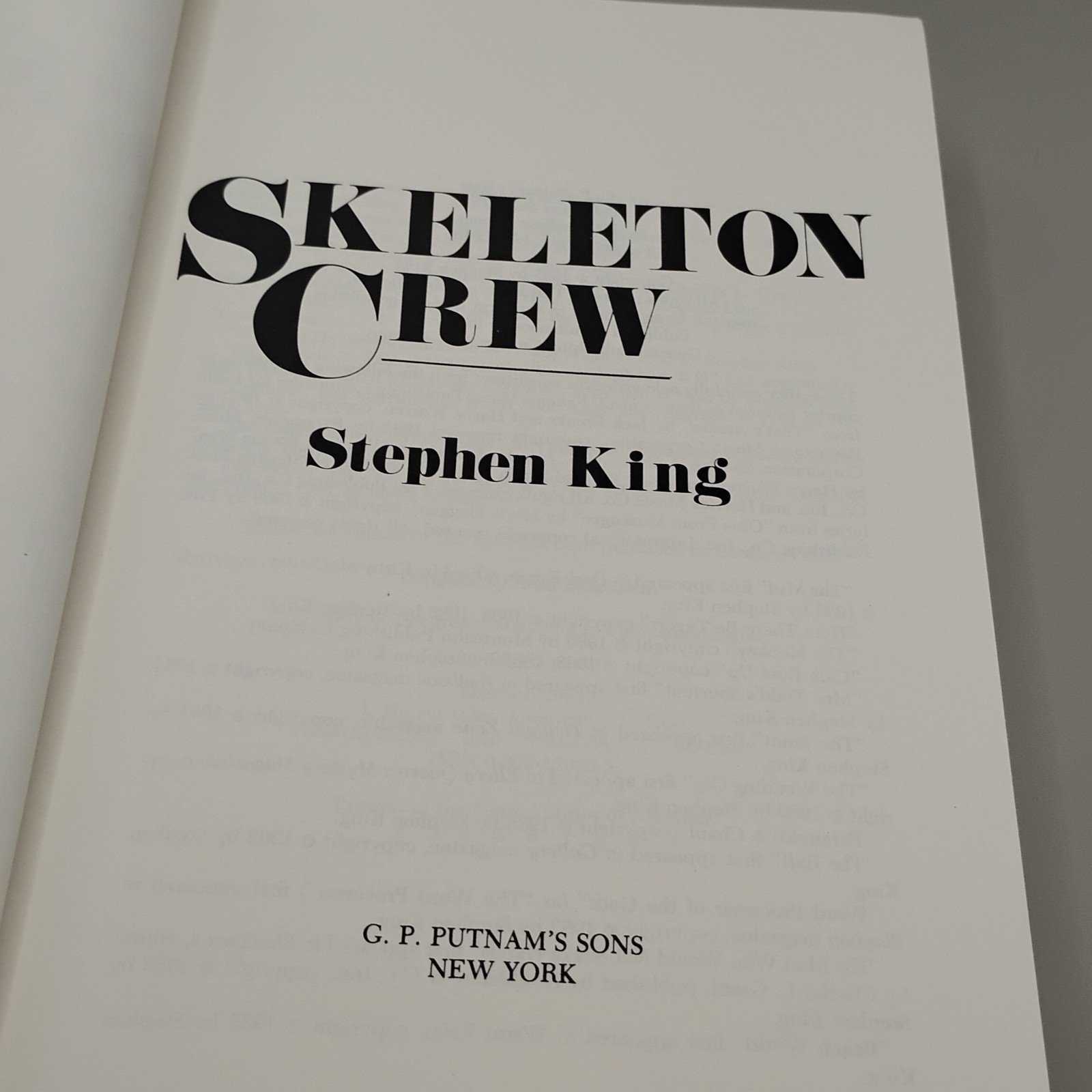 Skeleton Crew by Stephen King, 1985 Hardcover Good Free Ship