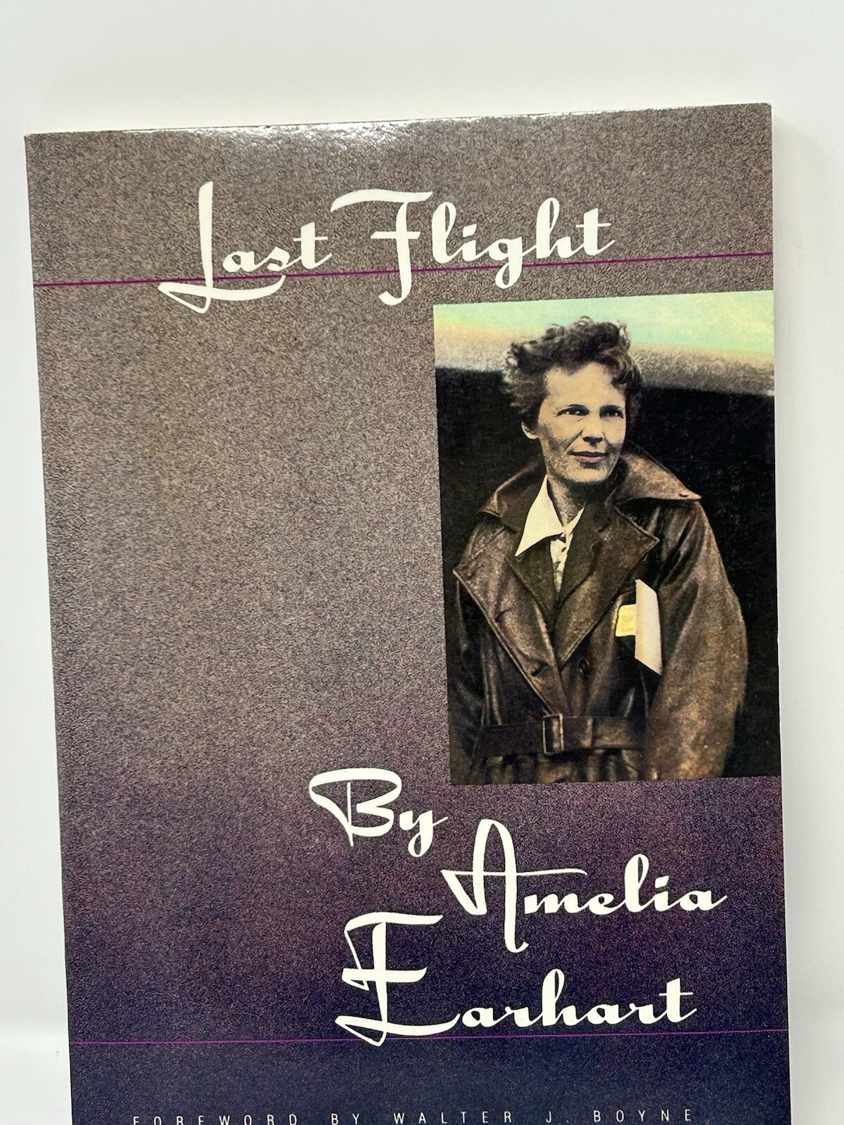 Last Flight By Amelia Earhart historical nonfiction 135 pages softcover