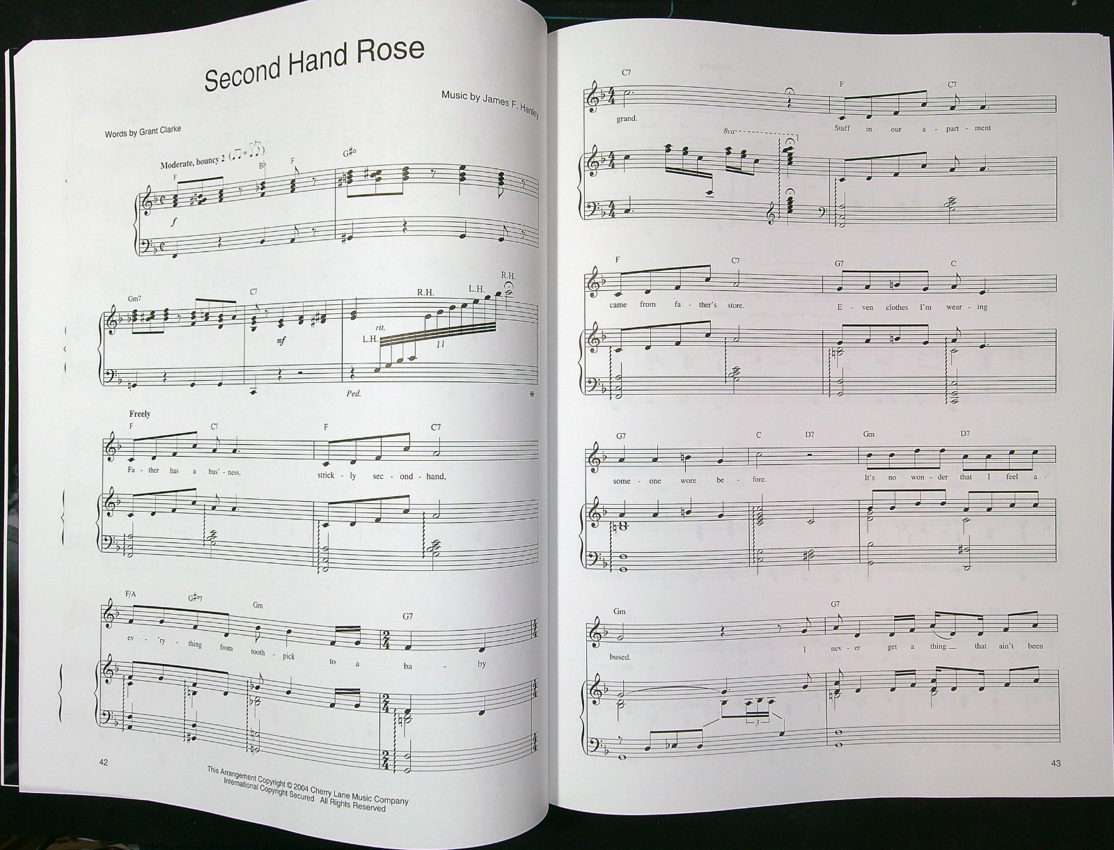 The Essential Barbra Streisand Piano Vocal Guitar Sheet Music Book 2004 792a