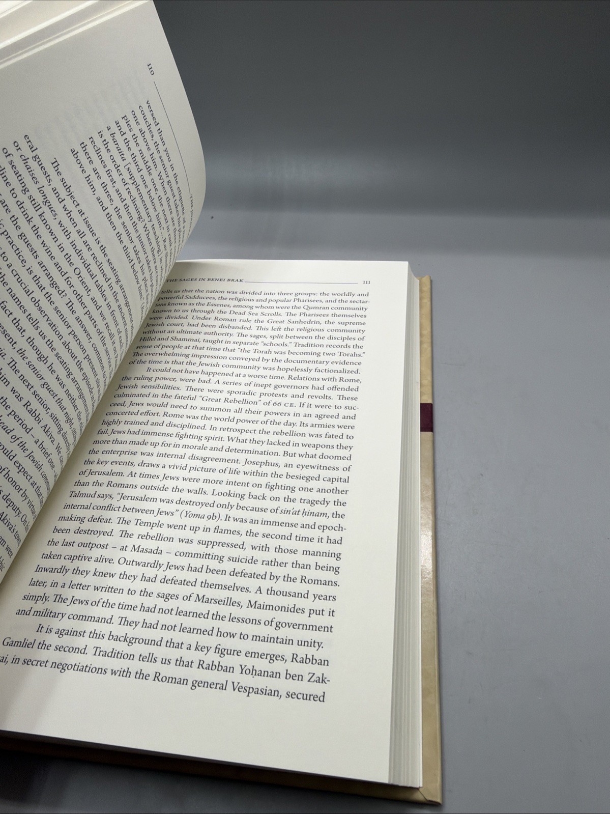 The Jonathan Sacks Haggada: The Applbaum Edition HC