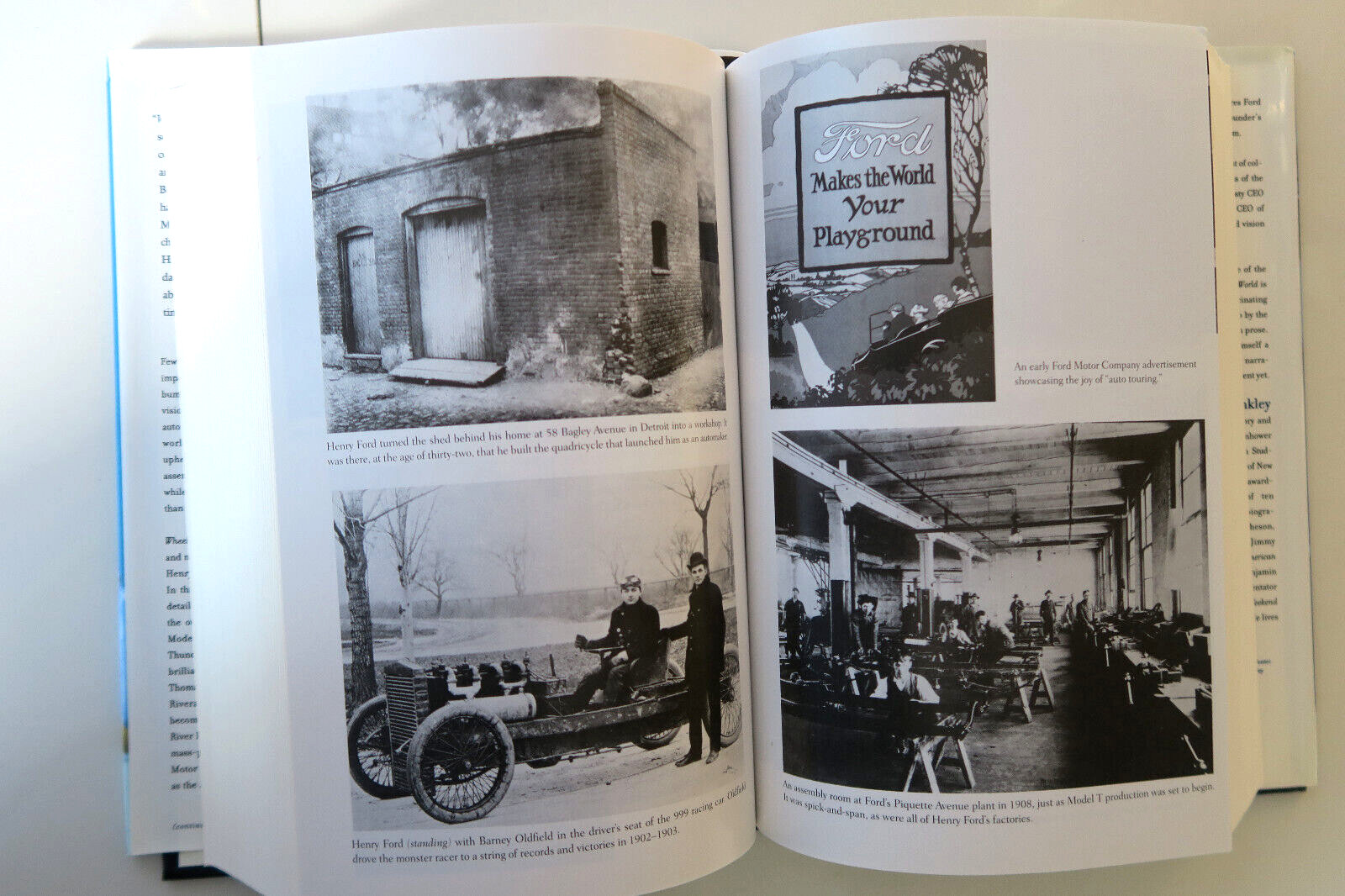 Wheels for the World: Henry Ford, His Company – Douglas Brinkley HC/DJ