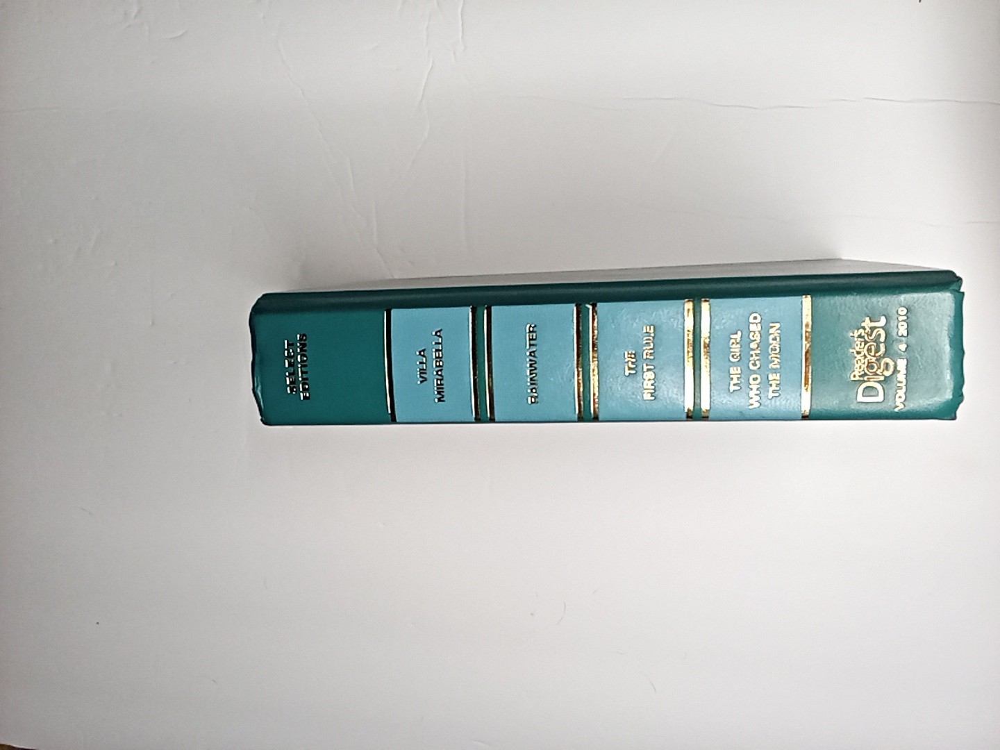 Readers Digest Volume 4 2010