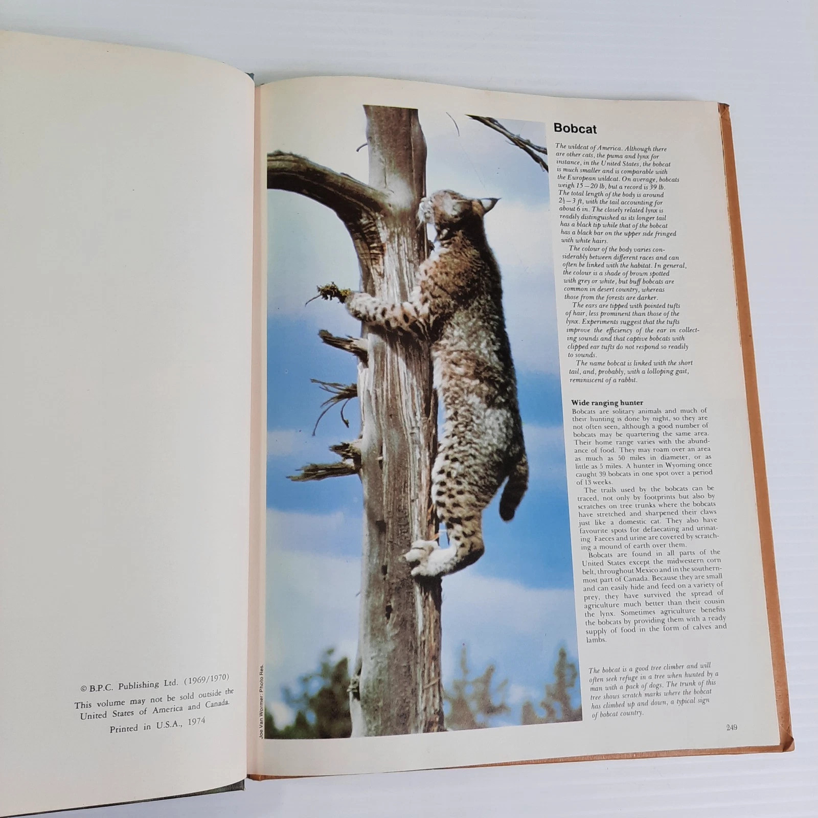 Funk & Wagnalls Wildlife Encyclopedia Volumes 1, 2, 3, 8 Lot Dr. Maurice Burton