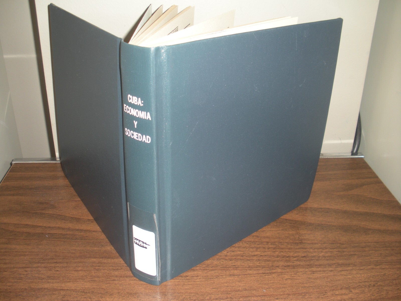 Cuba Economia y Sociedad by Leví Marrero