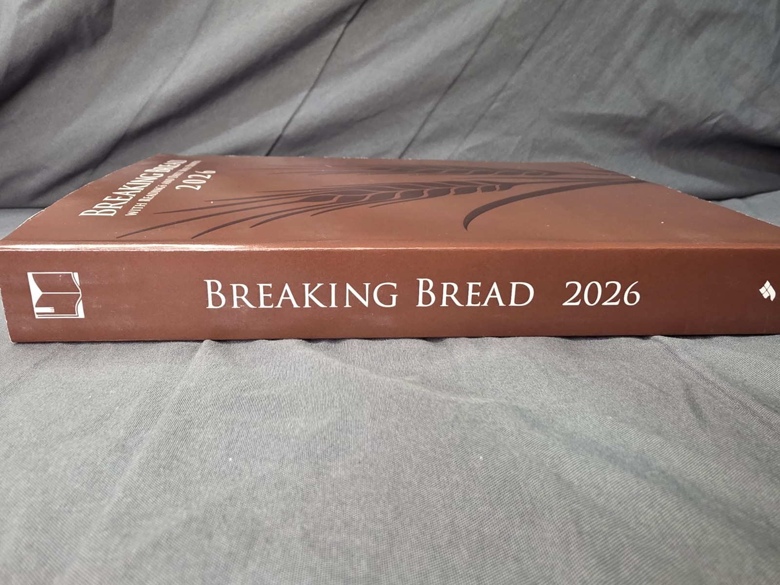 Breaking Bread with Readings and Daily Mass Propers 2026