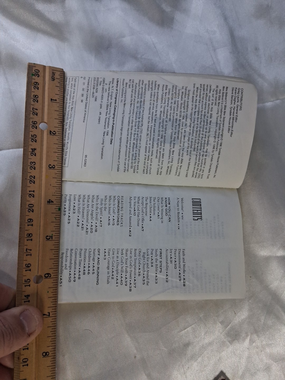 Believer’s Bible 1996 New Testament First Steps for New Christians 6 Inches book