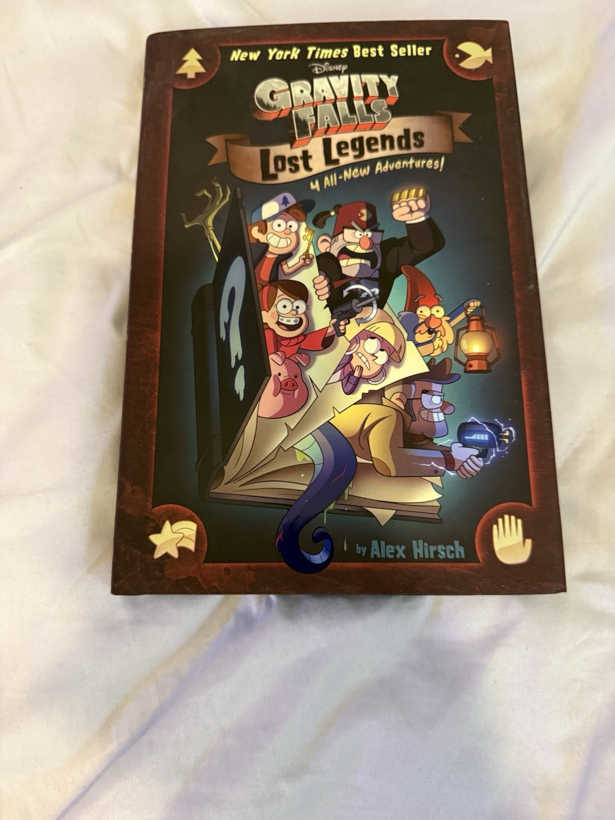 Gravity Falls: Lost Legends : 4 All-New Adventures! by Alex Hirsch (2018,…