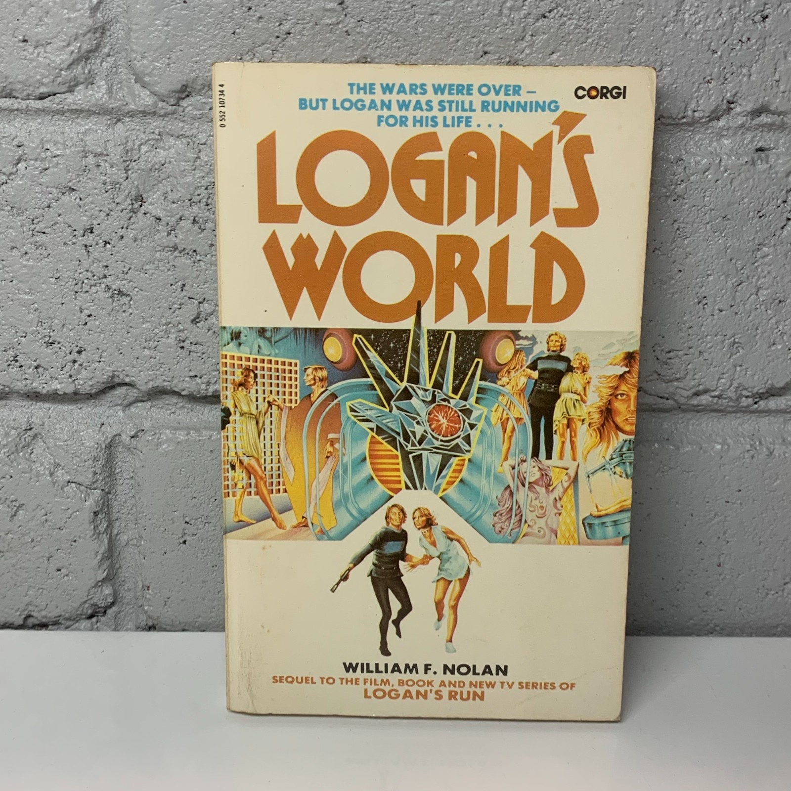 Logan’s World by William F. Nolan (Paperback Book) Fantasy, Science