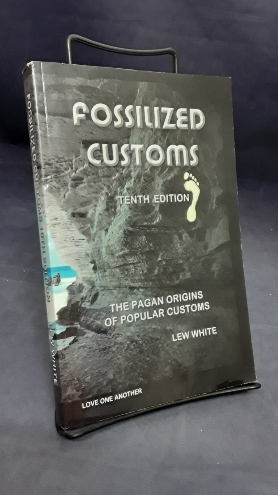 Fossilized Customs by Lew White (2012) 10th Ed VG PB 231208