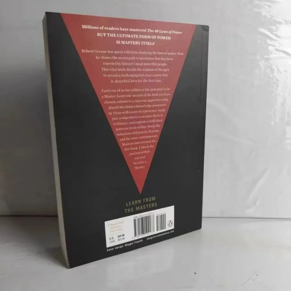 Mastery by Robert Greene Trade Paperback)