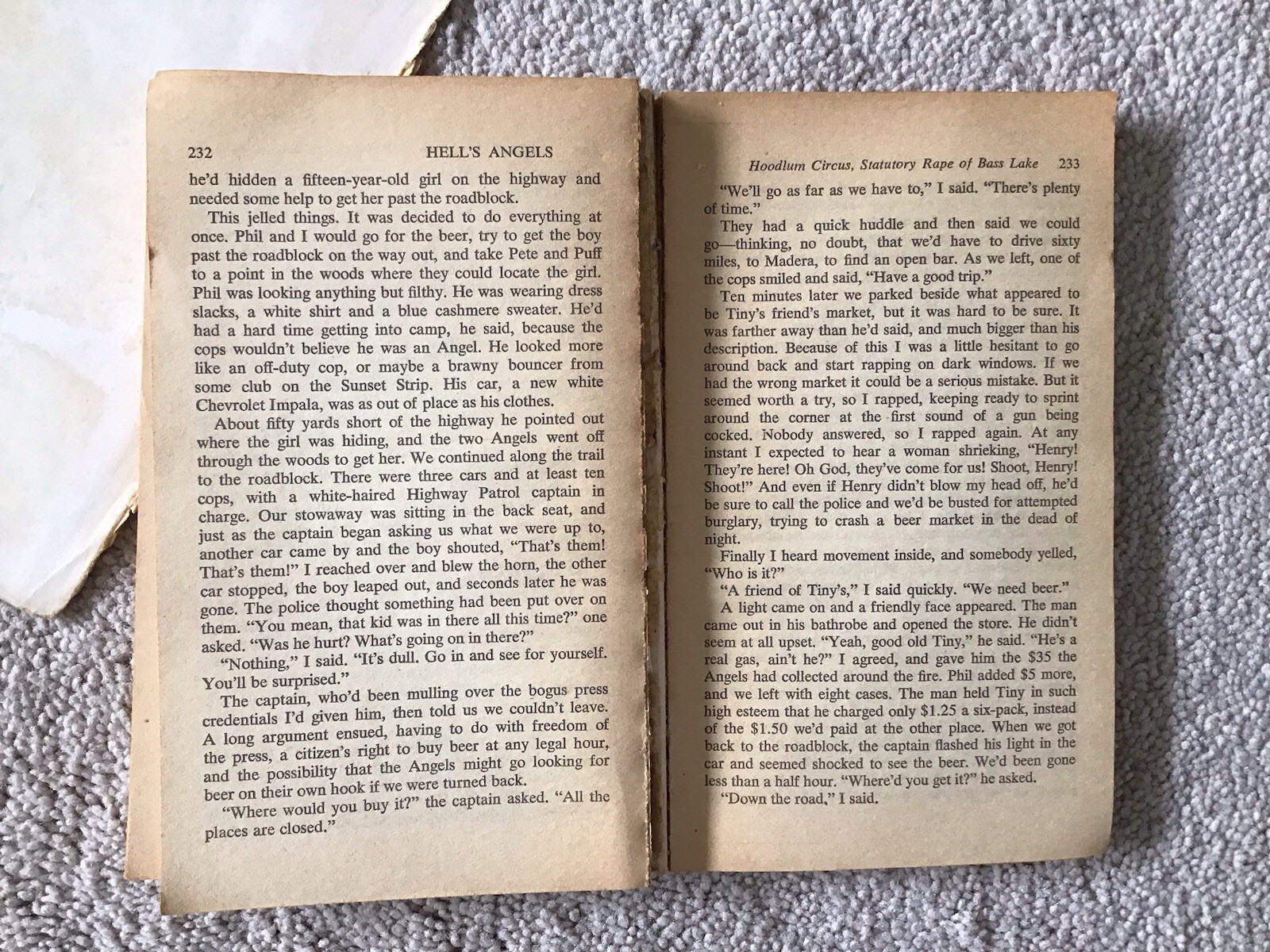 HELL’S ANGELS by Hunter S. Thompson 1970 Ballantine Books 8th Printing Paperback