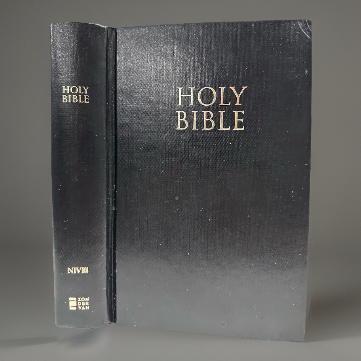 NIV Large Print Holy Bible 2011 Black Faux Leather Zonderman 8.75” X 5.5”