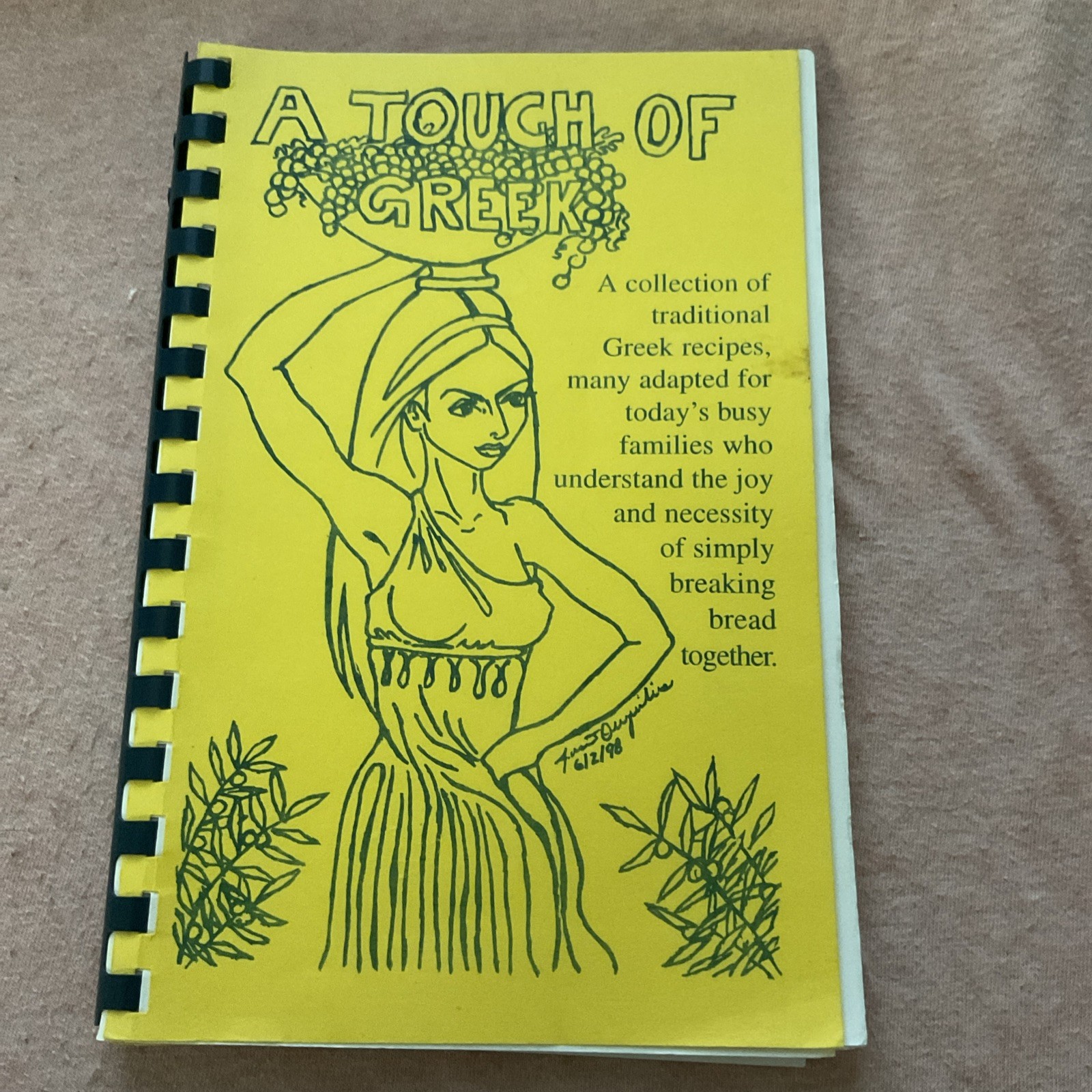 A Touch Of Greek By Constance Bichekas Beleos & Eugenia Kiparisus Bitzas 1998