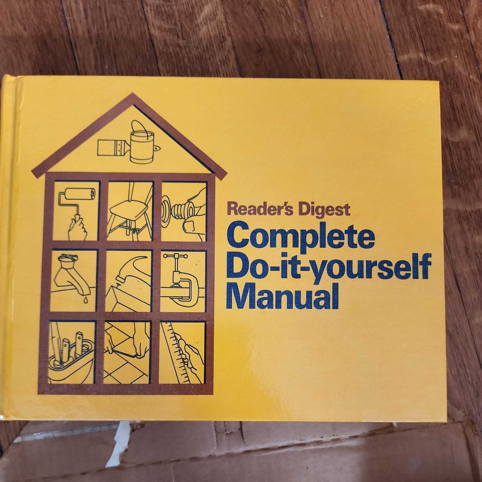 Reader’s Digest Complete Do It Yourself Manual – Hardcover – VERY GOOD – 1973