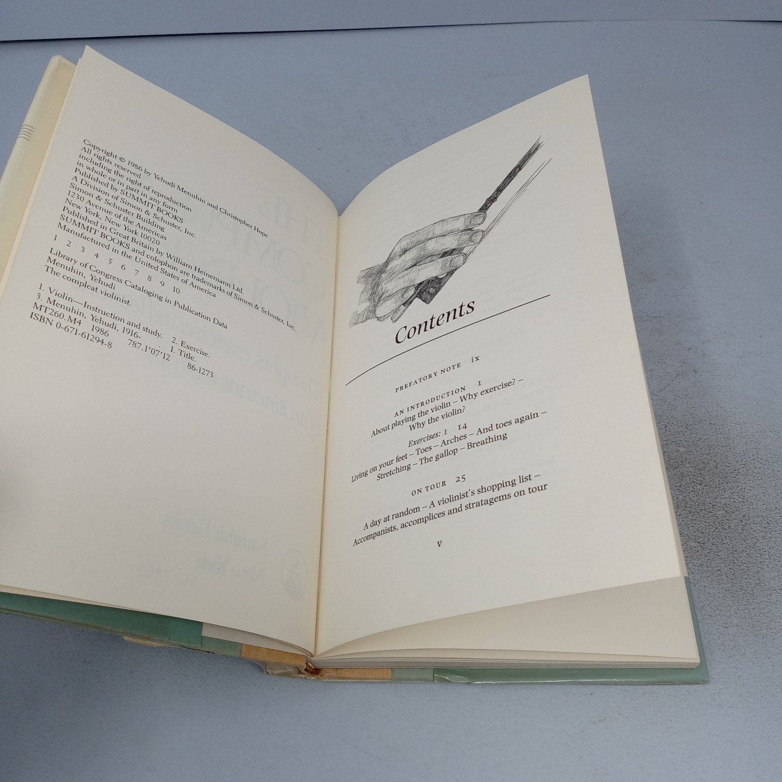 The Compleat Violinist: 1986 Summit Books Hardcover by Yehudi Menuhin