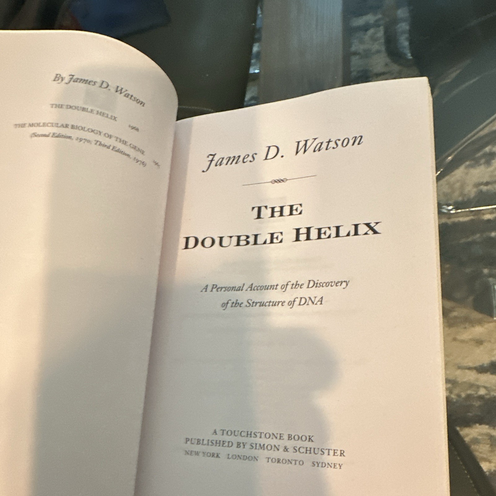 James D. Watson The Double Helix: Discovery of DNA Structure PB Touchstone 2001