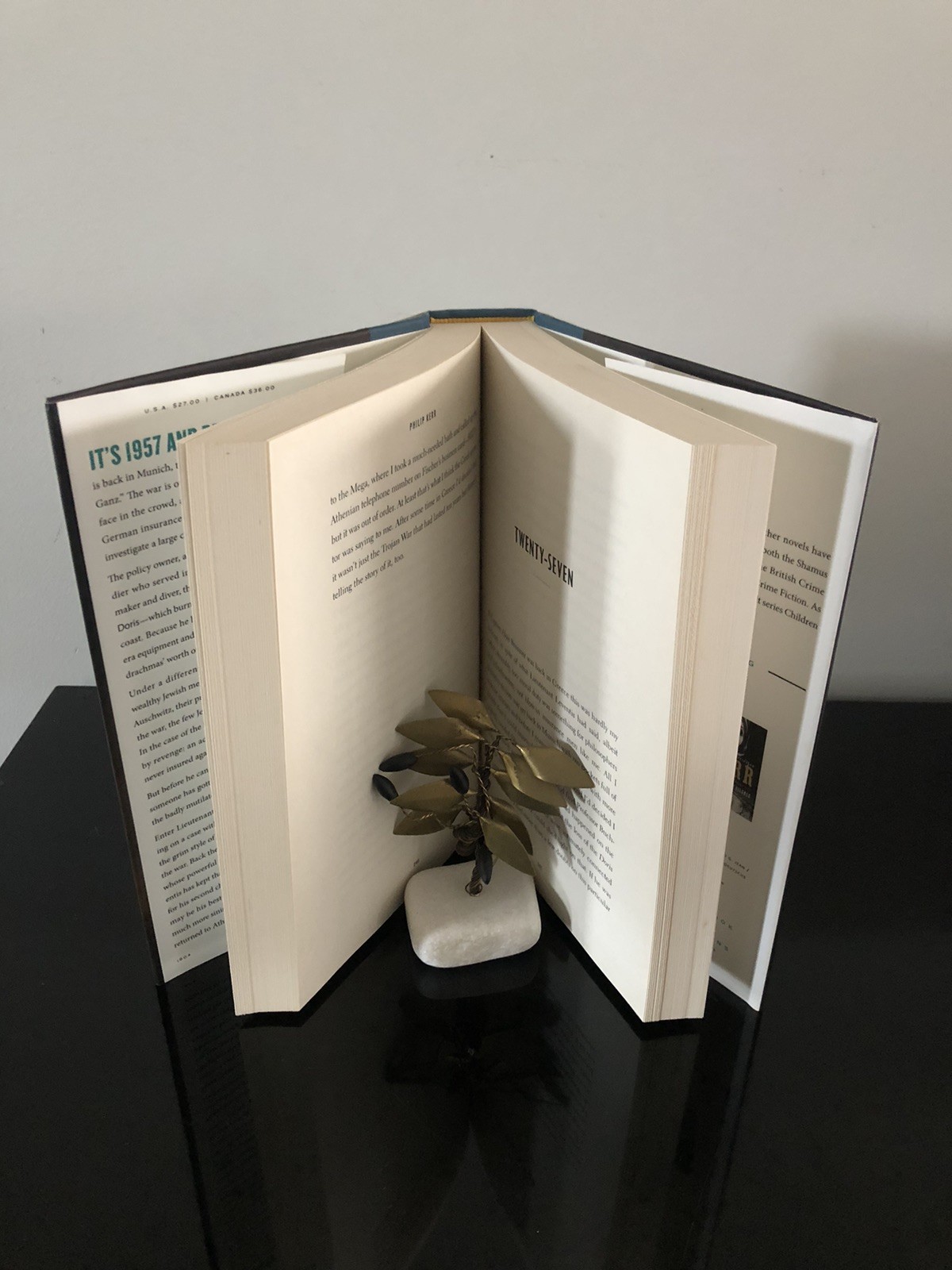 Philip Kerr Greeks Bearing Gifts Putnam 2018 First Ed/F.Pr. H/C D/J L/N Spy-Myst