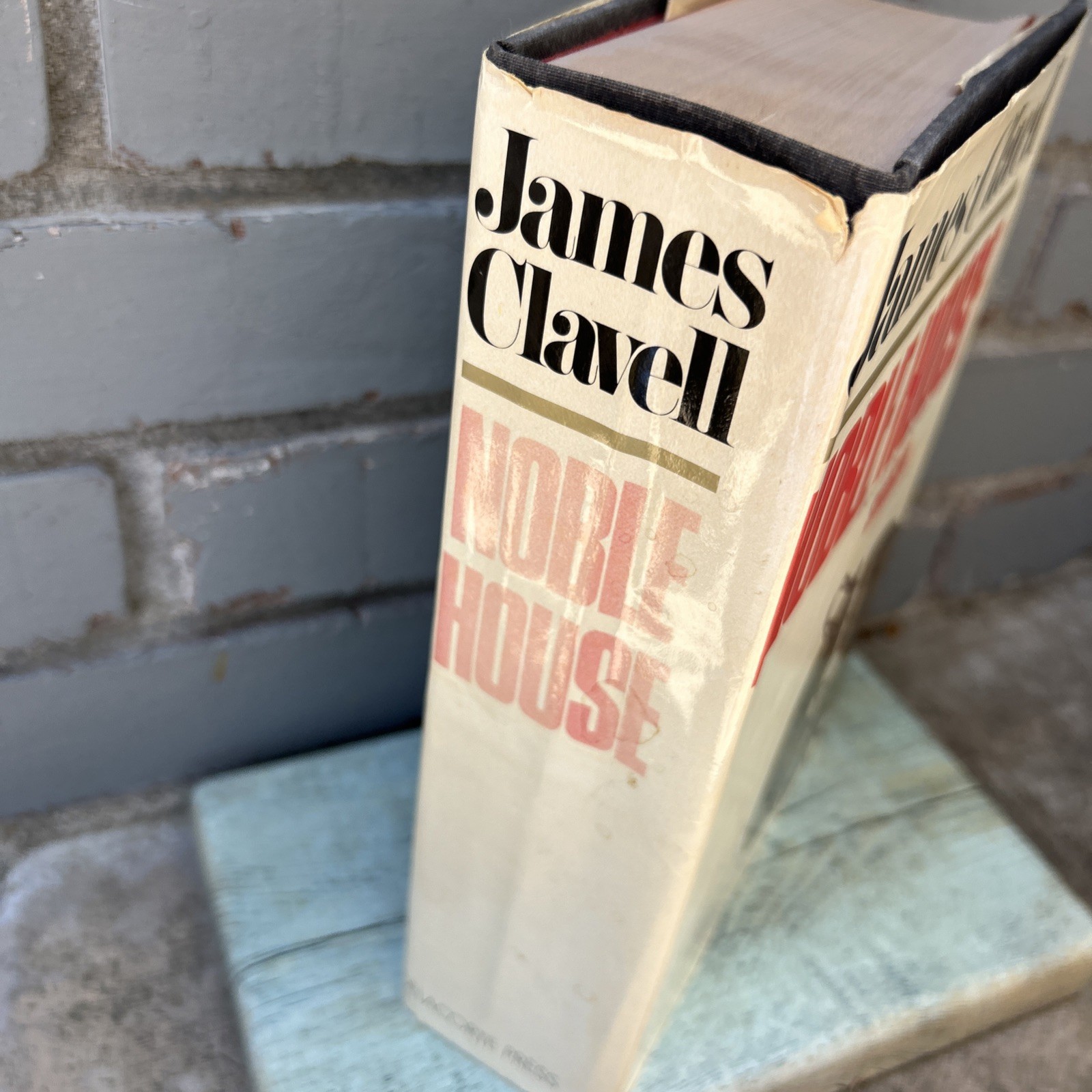 Noble House James Clavell 1981 First Printing Delacorte Press