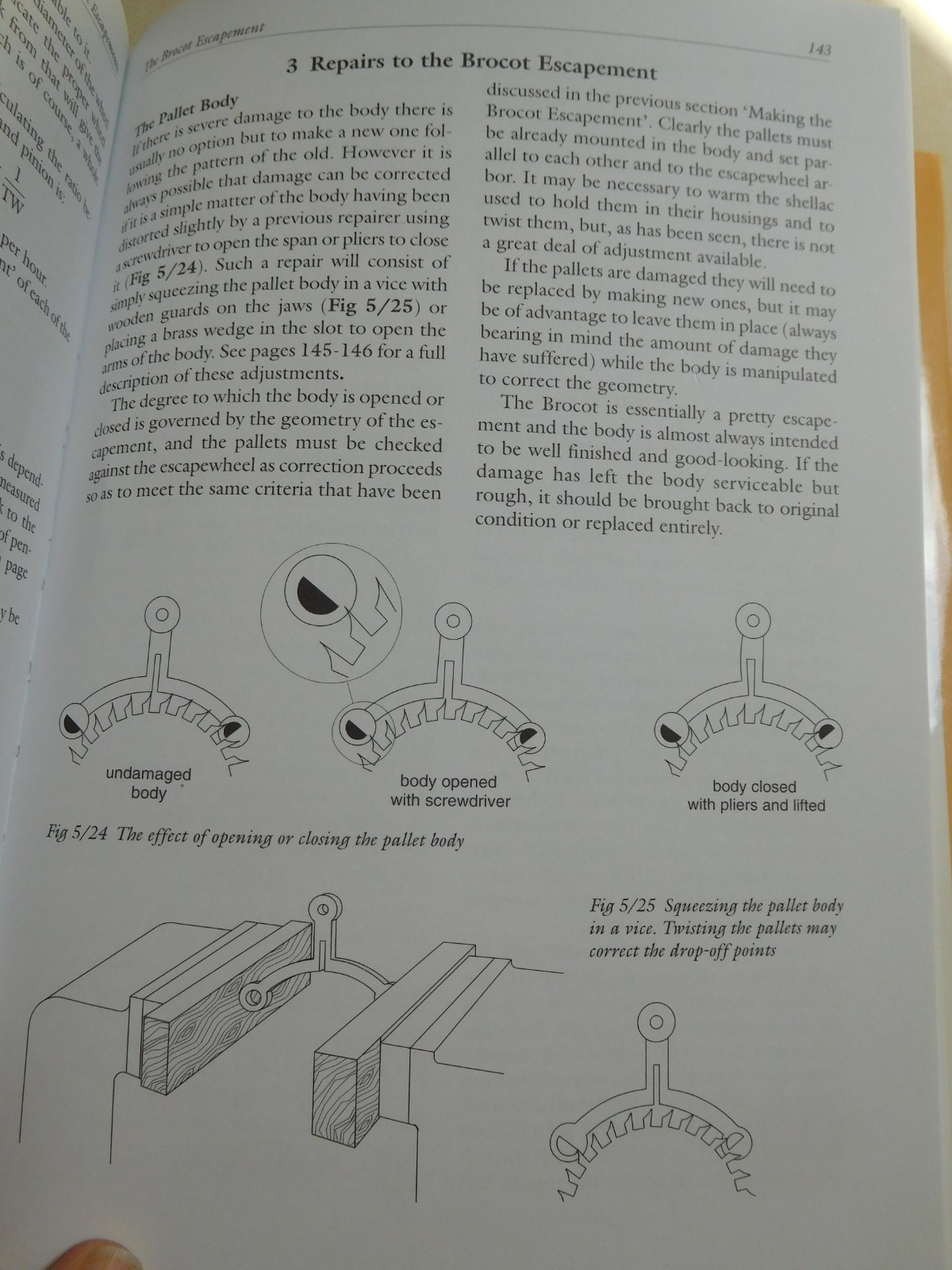 PRACTICAL CLOCK ESCAPEMENTS – LAURIE PENMAN – HARDCOVER WITH DUST JACKET – EXC