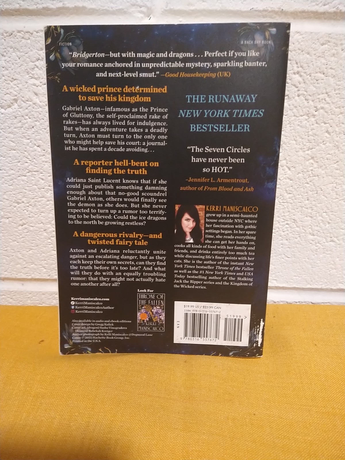 Throne of Secrets: discover your new devilishly…Maniscalco, Kerri-paper 2024