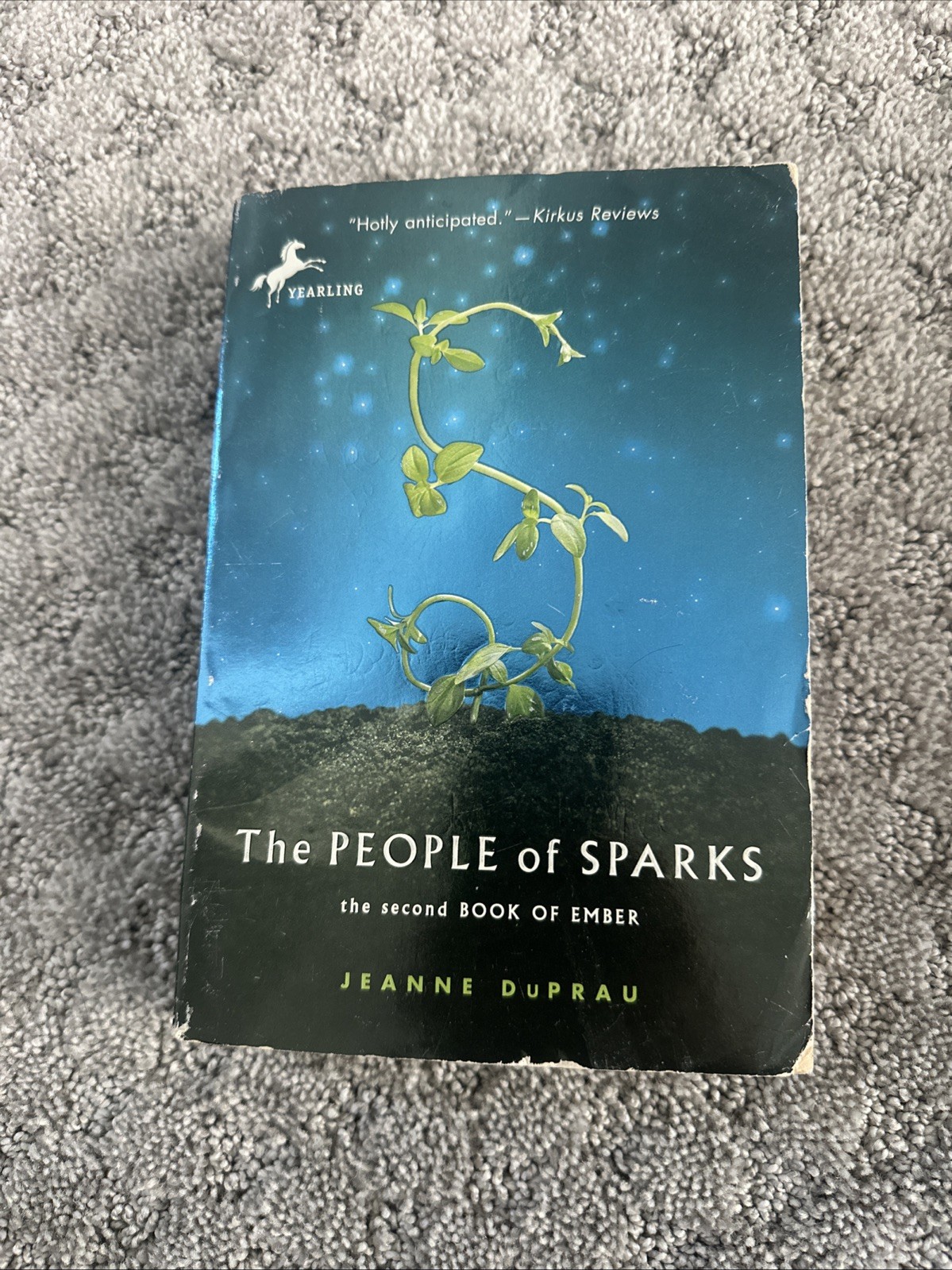 People of Sparks by Jeanne DuPrau (2004, Library Binding)