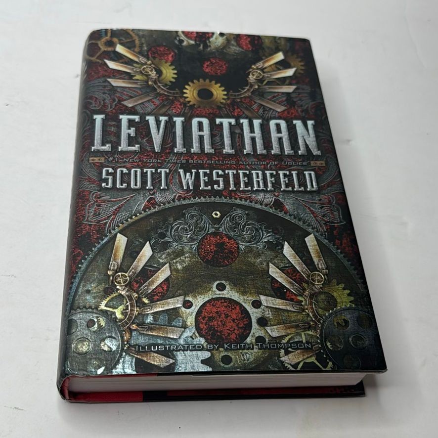 Simon Pulse Leviathan Scott Westerfeld Hardcover – Very Good