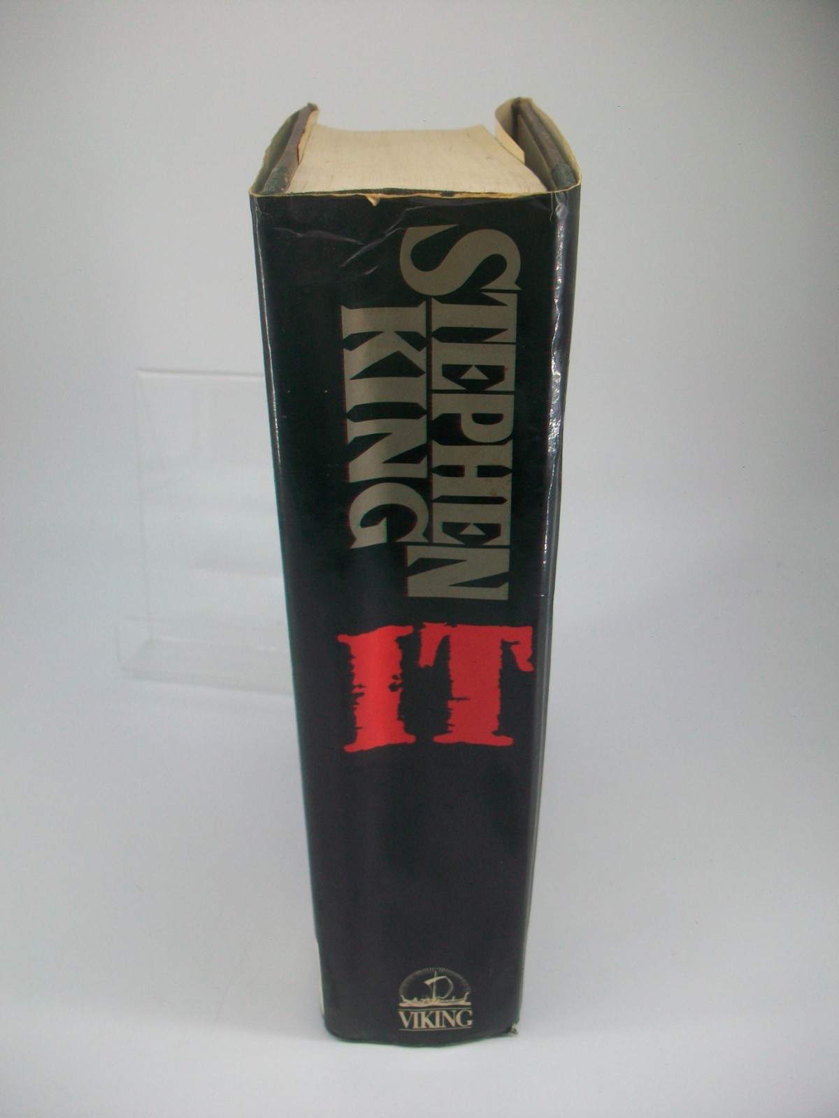 It – Stephen King 1986, Hardcover. First Edition 22.85 Jacket Price. Good + Cond