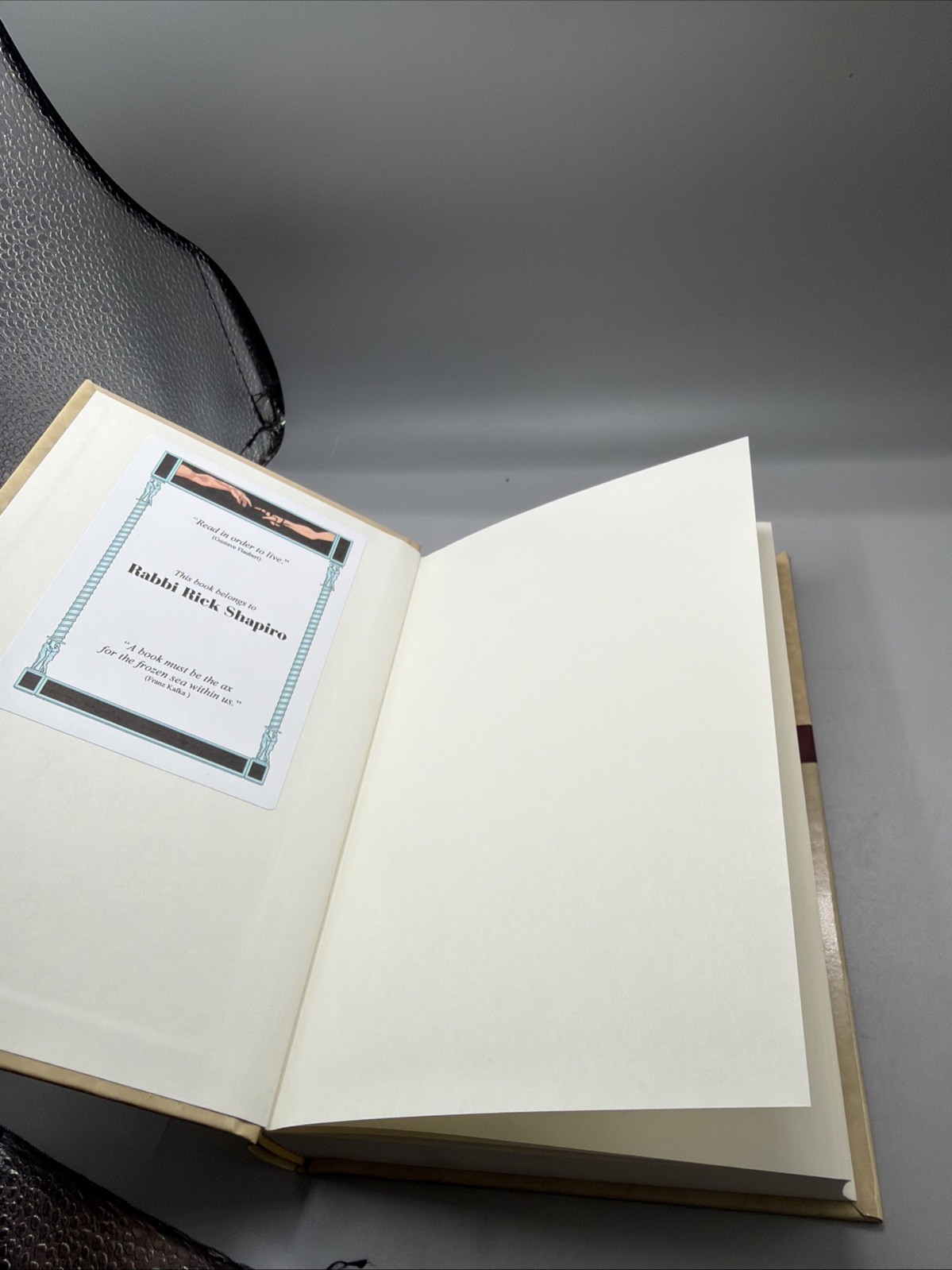 The Jonathan Sacks Haggada: The Applbaum Edition HC
