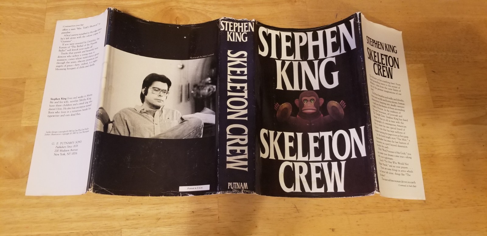 Skeleton Crew Stephen King 1985 Hardcover includes The Mist