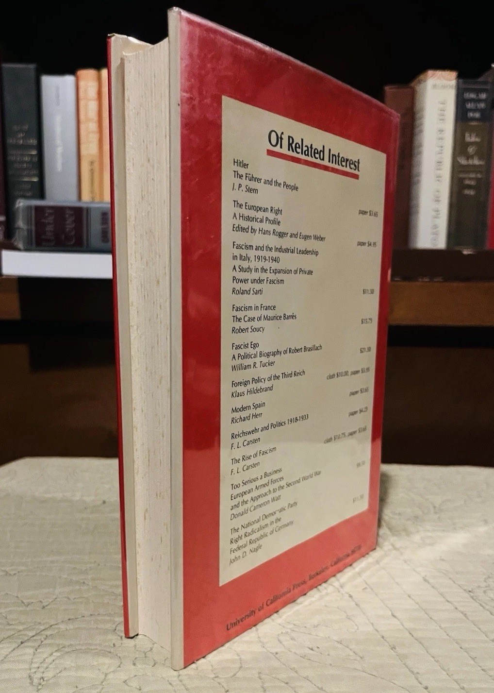 Fascism A Readers’ Guide Walter Lacqueur HARDBACK 1ST EDITION