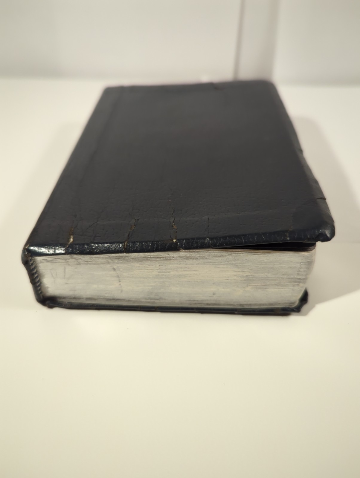 Holy Bible New Century Version Black Leather Compact NCV-Nelson 7225